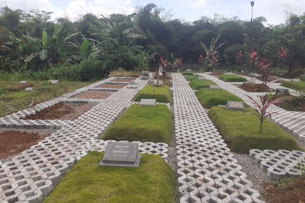 101 Lubang Makam Cadangan...