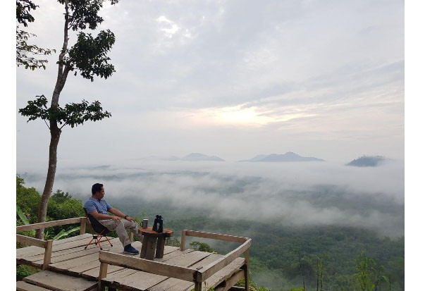 Bukit Lubang Kilat,...