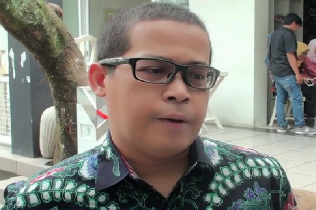 Era Setyowati Cabut...