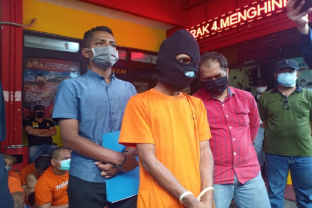 Ayah Keji Ini Culik...