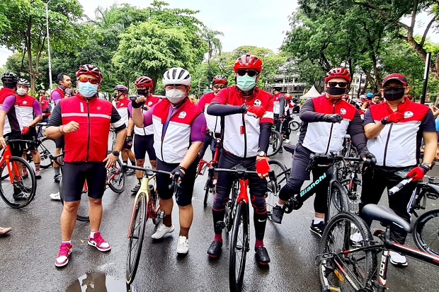Gowes Bareng Rute GBK-Monas,...