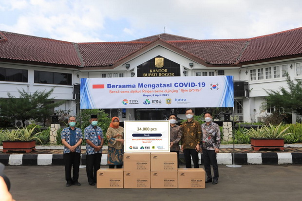Cegah Penyebaran Covid-19,...