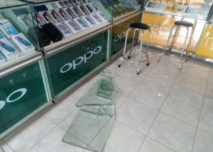 Dampak Gempa Malang,...