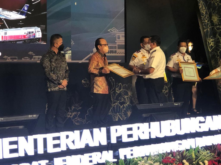Jasa Marga Raih Penghargaan...