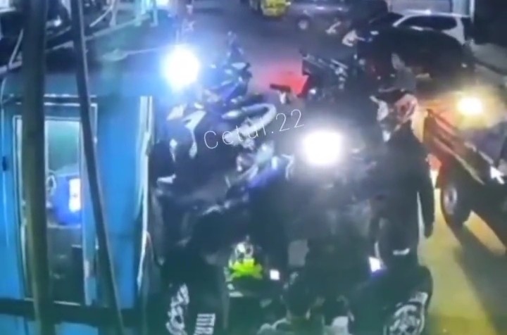 Viral Video Penembakan...