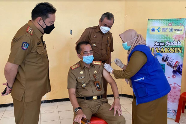 4.095 Tenaga Pendidik...