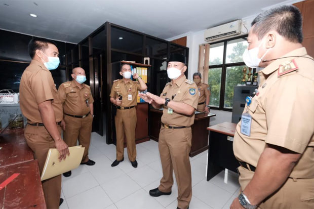 Sidak Hari Pertama Ramadan,...