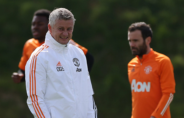 Manchester United vs...