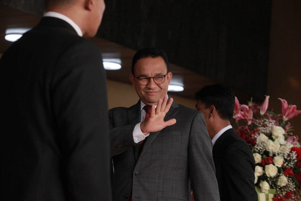 Arief Poyuono Prediksi...