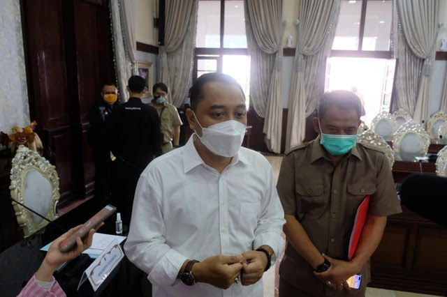 Wali Kota Surabaya Fasilitasi...