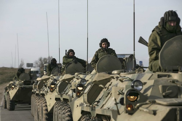 Tentara Rusia di Dekat...