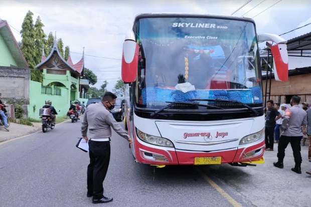 Tabrak 3 Pelajar hingga...