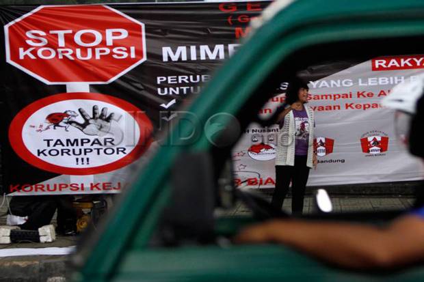 Lagi, Pejabat Damkar...