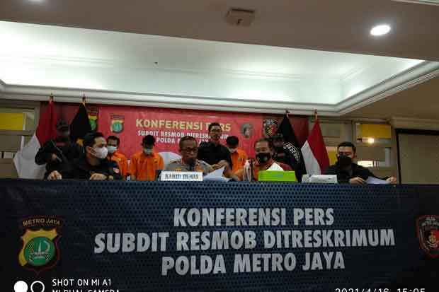 Perampok Bermodus Penggerebekan...