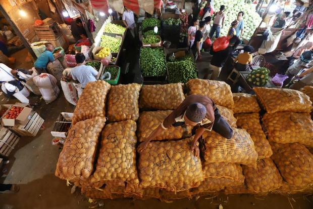 Awal Puasa Harga Pangan...