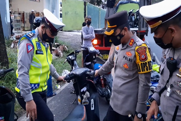 Polisi Amankan 200 Motor...