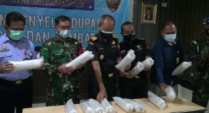 Bea Cukai Juanda Gagalkan...