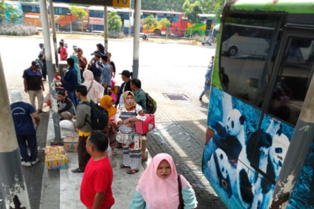 Mudik Lebaran Dilarang,...