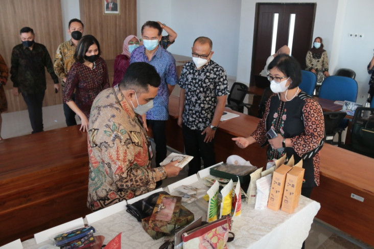 Bantu Produk UKM-IKM...