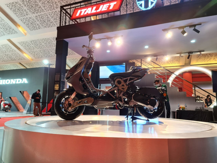 Urban Superbike Italjet...