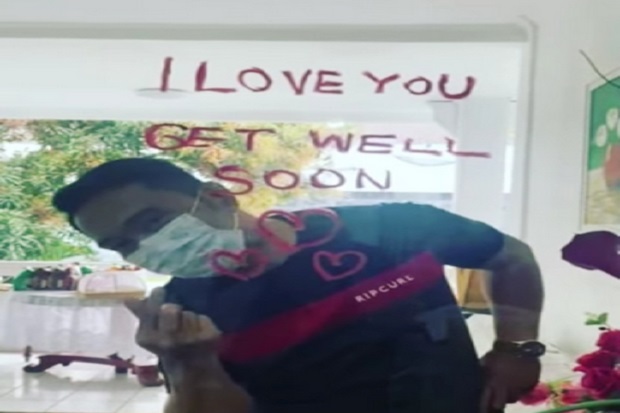 Tulis I Love You di...