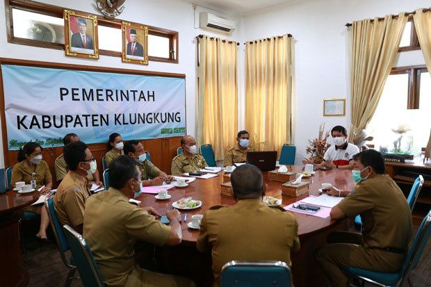 Klungkung Kembali Ikuti...