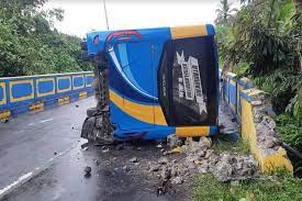 Kemenhub Bingung, Kecelakaan...