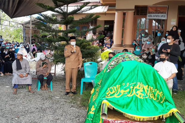 Lepas Jenazah Nursalam,...