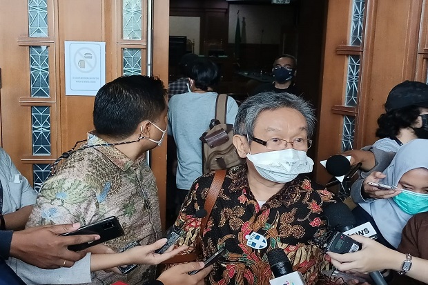 Kuasa Hukum Sebut Dakwaan...