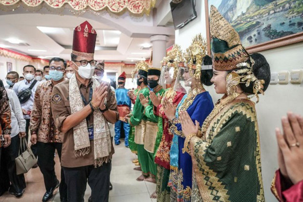 Sandiaga Dukung Deklarasi...