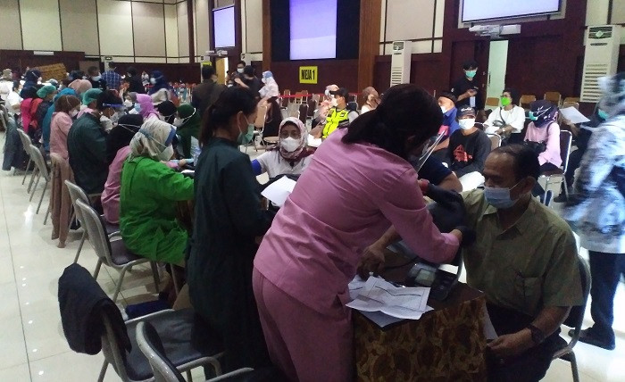 Persiapan PTM, Ribuan...