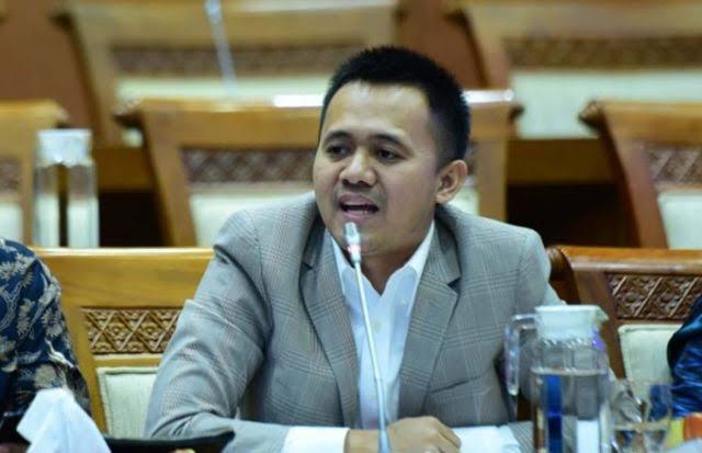 Teka-Teki Menteri Investasi,...