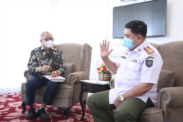 Sekprov Terima Kunjungan...