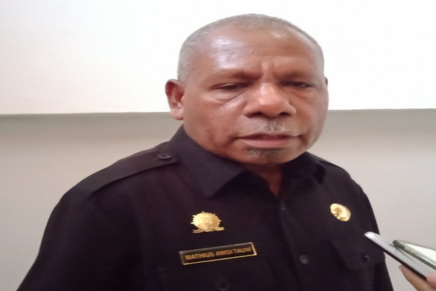 Bupati Jayapura Buka...