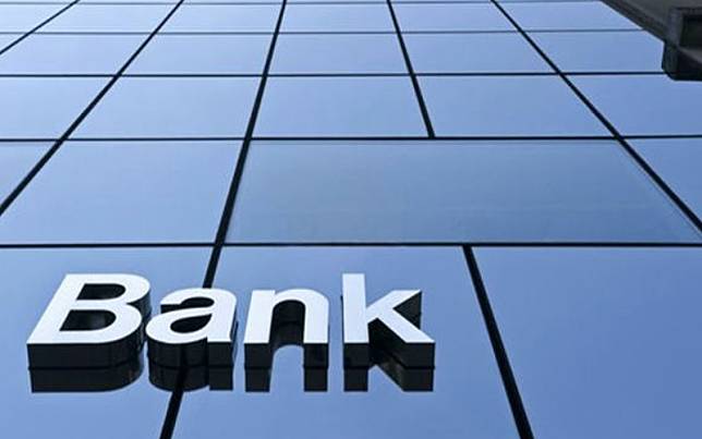 Bank Mau Bebas dari...