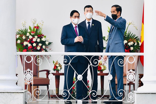 Jokowi-PM Vietnam Serukan...