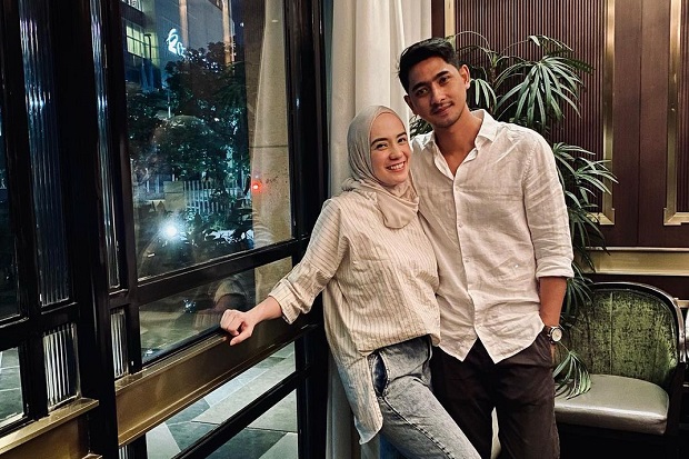 Arya Saloka Didoakan...