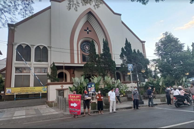 Umat Nasrani di Salatiga...