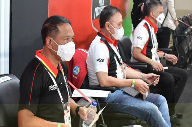Di Penghujung Piala...