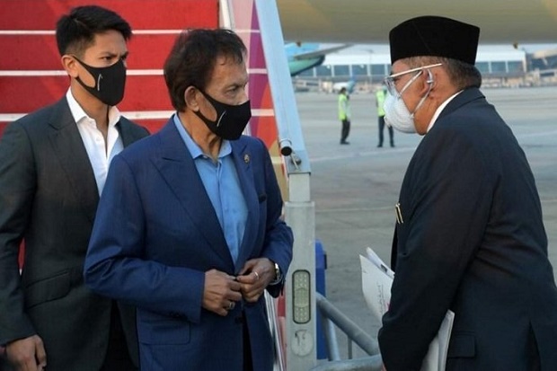 Sultan Brunei Tiba di...