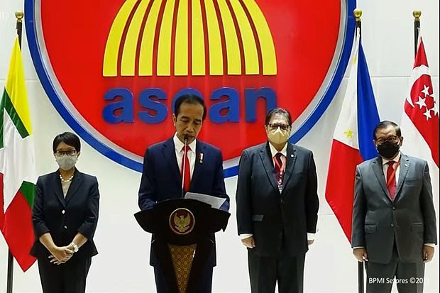Jokowi Ingin Militer...