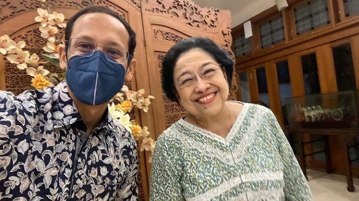 Kunjungi Megawati, Secara...