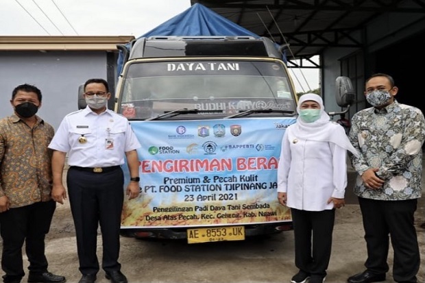 Cara Anies Membalas...