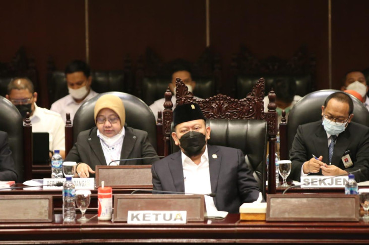Kepala BIN Papua Gugur...