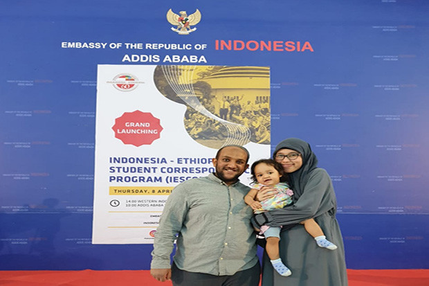 Adibe, Orang Kedua Penerima...