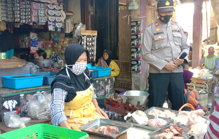 Pertengahan Ramadhan,...