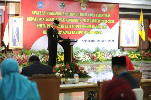 Gubernur Ganjar Minta...