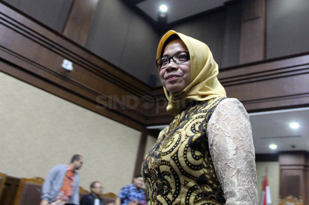 Eni Maulani Saragih...