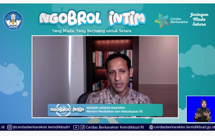 Nadiem Susun Permendikbud...