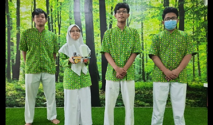 Keren! Tim Robotik MAN...